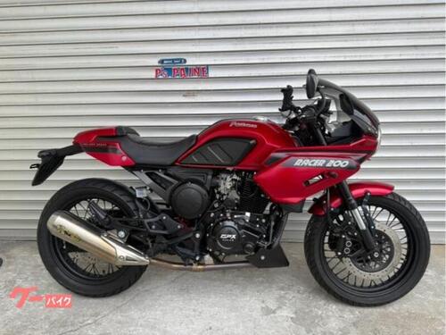 GPX Gentleman　Racer200