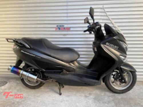 スズキ バーグマン200